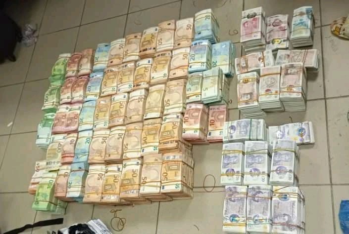 Saisie de 1,27 millions d’euros à l’aéroport de Bamako: Un coup de filet réussi des douanes maliennes