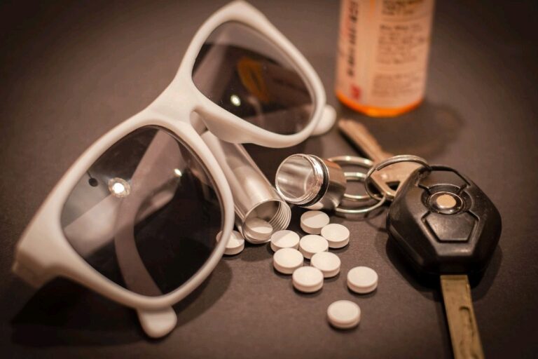 Le récidiviste qui roulait sous l’effet de drogue a donné une version folle concernant une boule anti-stress qui aurait été positive aux amphétamines