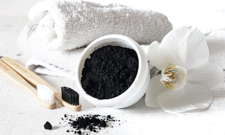 Le charbon actif : la vérité contre les problèmes gastro-intestinaux
